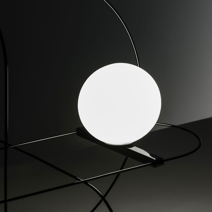 Lamp Fontana Arte - Setareh Table  - 3