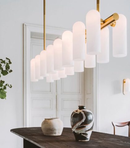 Lamp Schwung Home - Odyssey Linear Chandelier