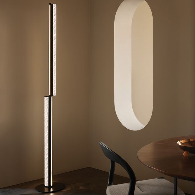 Unexpected Plays of Light | Modula by Slamp