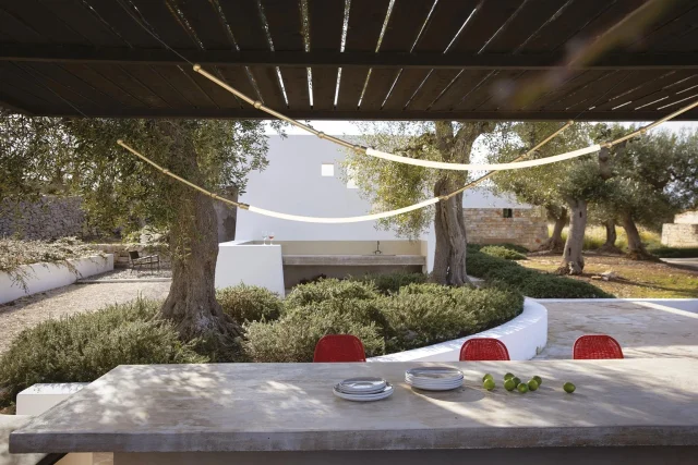 A Jewel for Open Air | Leda by Karman
